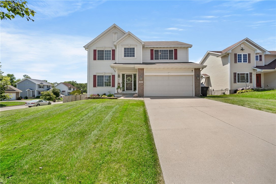 31st Ct, Des Moines, IA 50320