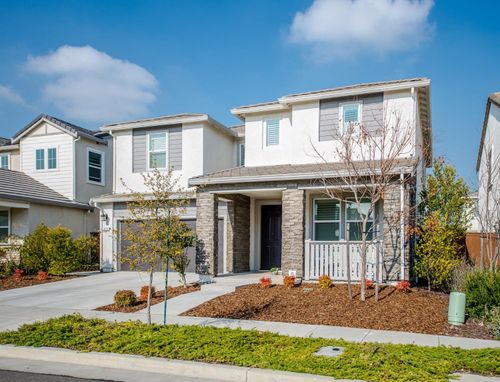 1813 Shellhammer Dr, Woodland, CA, 95776-5541 | Card Image