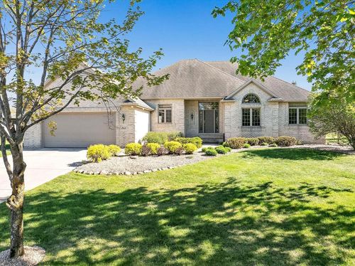 2531 Huntington Way, SUAMICO, WI, 54173 | Card Image