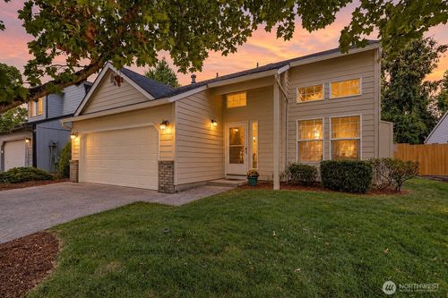 17110 Se 18th St, Vancouver, WA, 98683-3472 | Card Image
