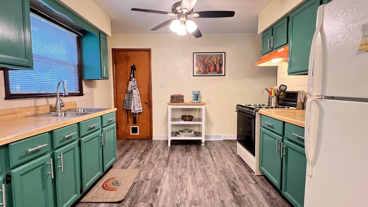 Keefe Ave, Milwaukee, WI 53222
