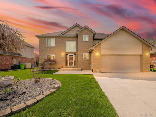 48199 Lafayette Drive, Macomb Township, MI, 48044 | Card Image