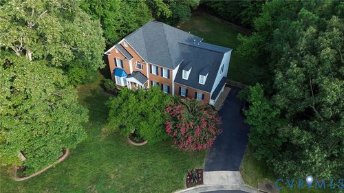 9073 Little Garden Way, Mechanicsville, VA, 23116-5815 | Card Image