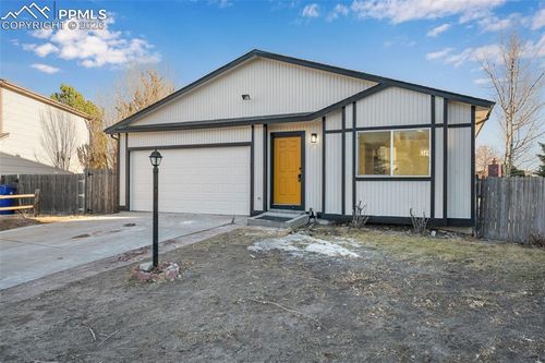 3865 Chinawood Ct, Colorado Springs, CO, 80918-6321 | Card Image