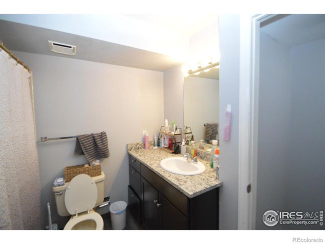 Bathroom | Image 10