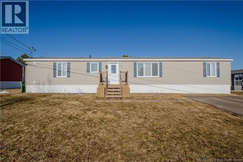 39 Jocelyn Lane, Dieppe, NB, E1A7V7 | Card Image