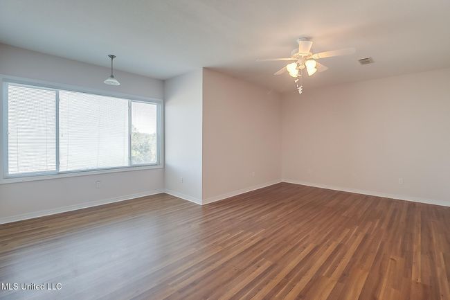 Apartment bedroom | Image 61