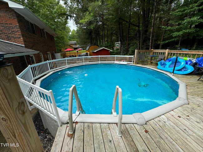 1516 Valley View Dr, House other with 4 bedrooms, 4 bathrooms and null parking in Big Stone Gap VA | Image 9