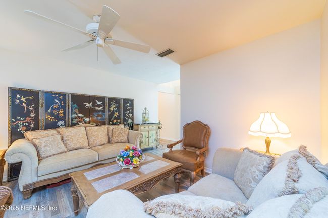 131 Crestwood Dr, House other with 3 bedrooms, 2 bathrooms and null parking in Interlachen FL | Image 17
