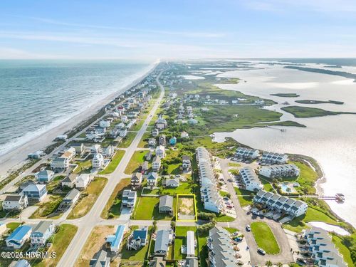 7115 11th Ave, N Topsail Beach, NC, 28460-8033 | Card Image
