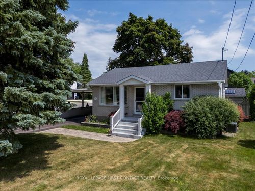 591 Oak St, Collingwood, ON, L9Y2Z2 | Card Image