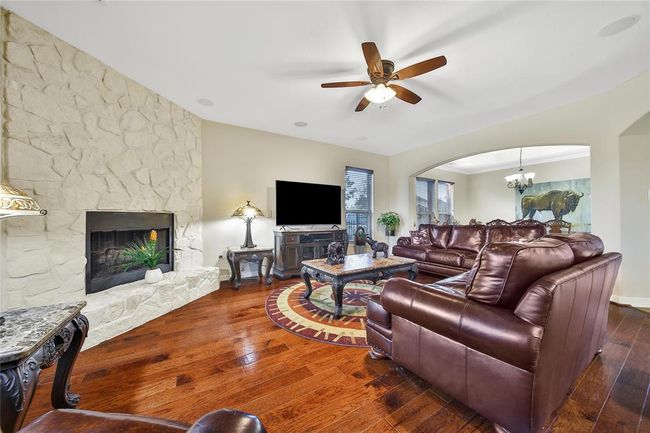 3610 Rock Daisy Dr, House other with 4 bedrooms, 4 bathrooms and 4 parking in Spring TX | Image 13