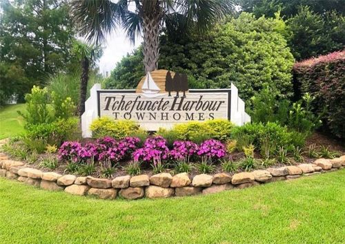 apt-w17-127 Highway 22 E, Madisonville, LA, 70447-9386 | Card Image