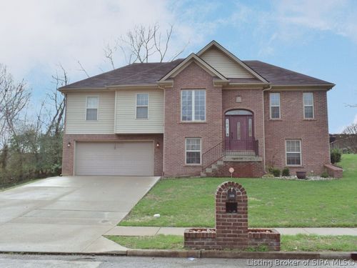 100 Hodge Dr, Clarksville, IN, 47129-9071 | Card Image