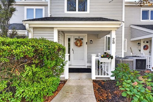 28-28 Westcliff Dr, Plymouth, MA, 02360-1475 | Card Image