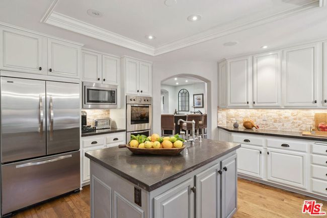 5565 Eagle Point Cir, House other with 4 bedrooms, 3 bathrooms and 3 parking in Westlake Village CA | Image 21