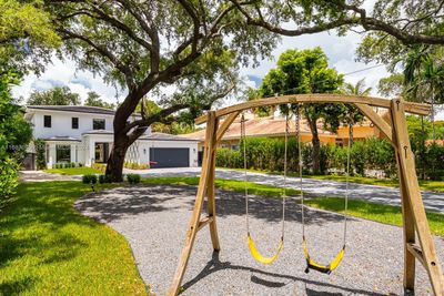 4950 Sw 63rd Ave, House other with 4 bedrooms, 4 bathrooms and null parking in South Miami FL | Image 3