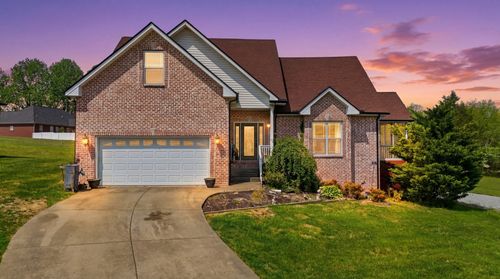 4046 Summit Dr, Greenbrier, TN, 37073-5724 | Card Image