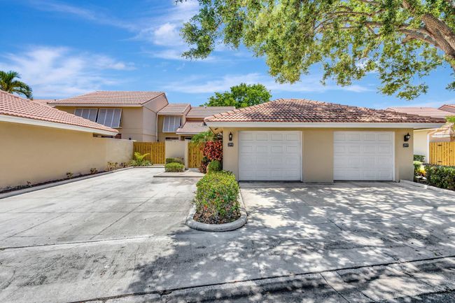 295 Old Meadow Way, Condo with 2 bedrooms, 2 bathrooms and null parking in Palm Beach Gardens FL | Image 41