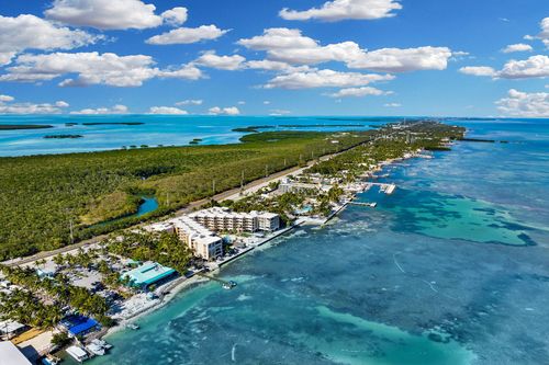 apt-218-79901 Overseas Hwy, Islamorada, FL, 33036-3807 | Card Image
