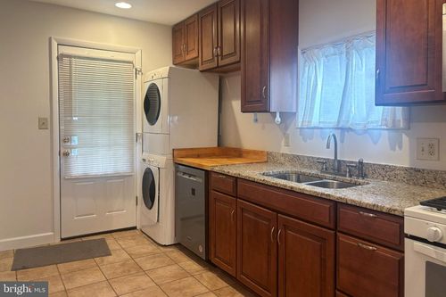 207 Prince Street, Bordentown, NJ, 08505 | Card Image