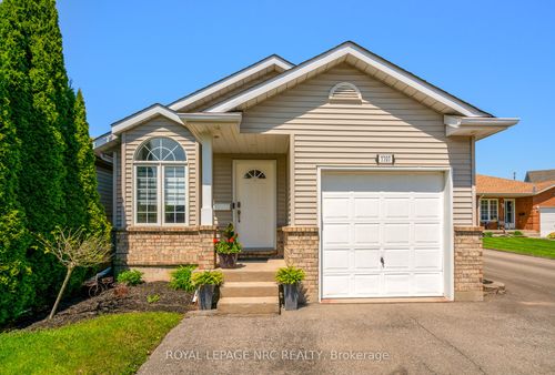 7707 Cortina Cres, Niagara Falls, ON, L2H3B4 | Card Image