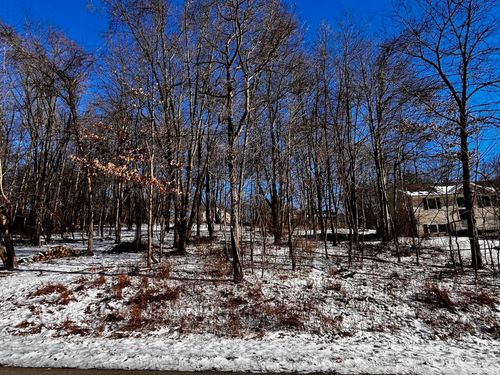 3226 Apple Valley Drive, Howard, OH, 43028 | Card Image