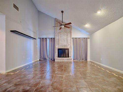 1520 Crestmont St, Wharton, TX, 77488-3429 | Card Image