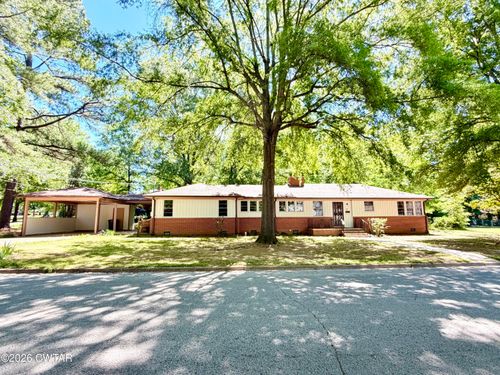 150 Woodland Dr, Humboldt, TN, 38343-3046 | Card Image