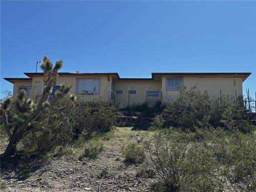 8272 Chino Dr, White Hills, AZ, 86445-9530 | Card Image