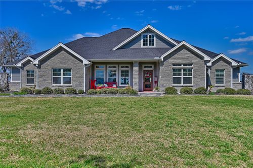 2244 W Us Highway 90a W, Hallettsville, TX, 77964 | Card Image