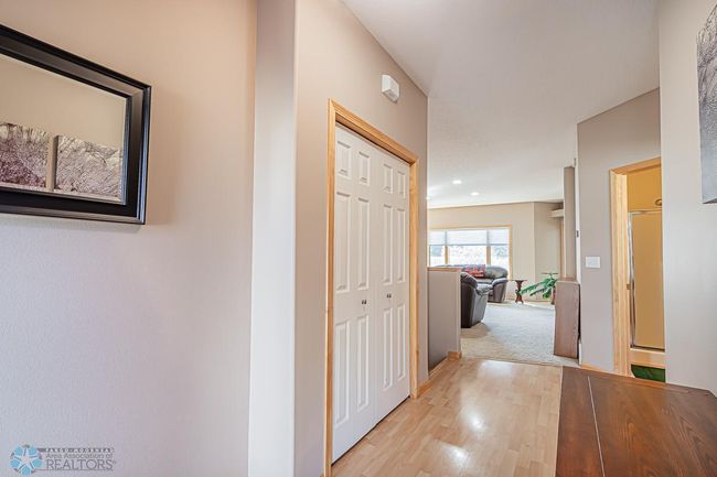Entry | Image 8