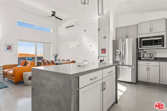 6655 Cascade Rd, House other with 3 bedrooms, 2 bathrooms and 8 parking in Joshua Tree CA | Image 12
