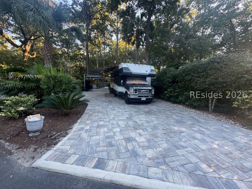 37-133 Arrow Rd, Hilton Head Island, SC, 29928-7306 | Card Image