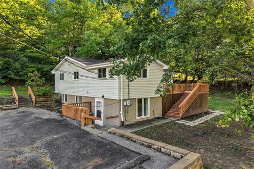 134 Becks Run Rd, Coraopolis, PA, 15108-3812 | Card Image