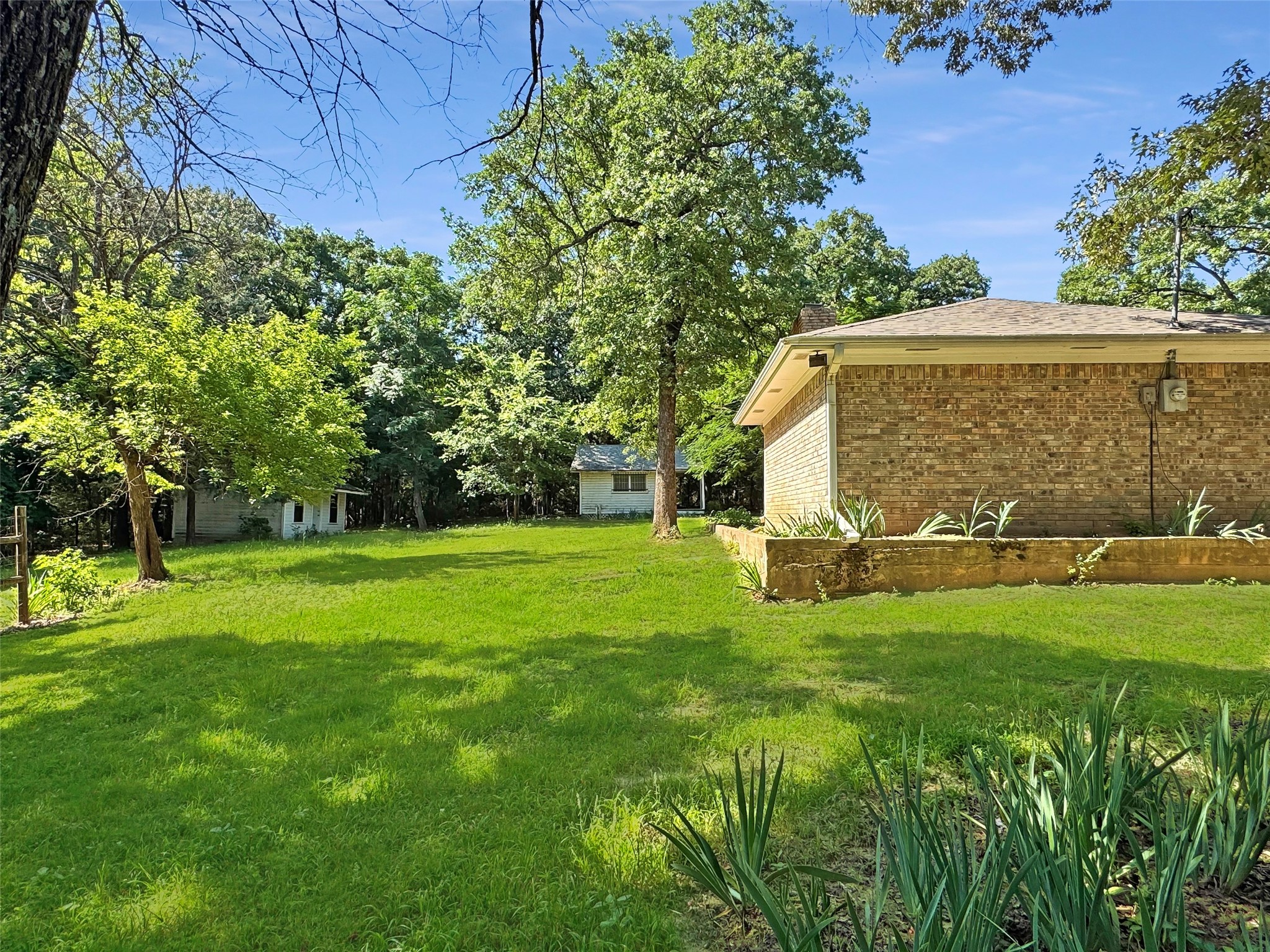 Residential in Arthur City 4