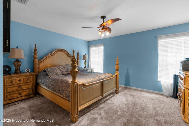 10457 Cranston St, House other with 5 bedrooms, 2 bathrooms and null parking in Spring Hill FL | Image 17