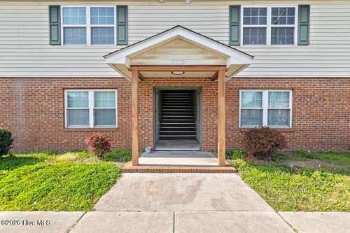 b5-2318 Indian Dr, Jacksonville, NC, 28546-5216 | Card Image