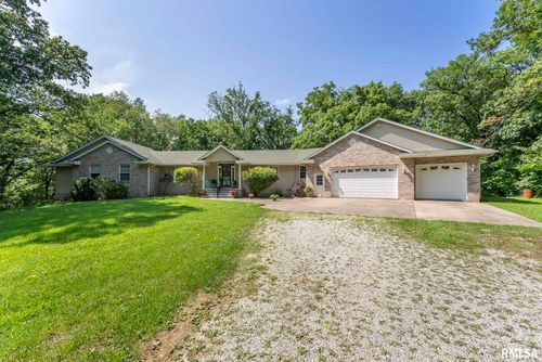 12500 Coon Hunters Rd, Blue Grass, IA, 52726-9393 | Card Image