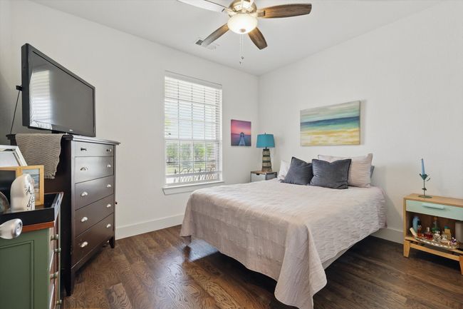 Downstairs bedroom | Image 19