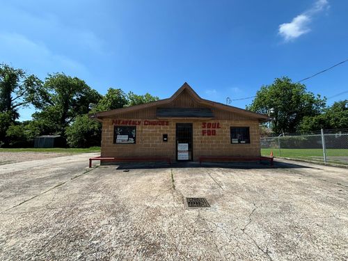 3815-3810 Cavalcade St, Houston, TX, 77026-3404 | Card Image