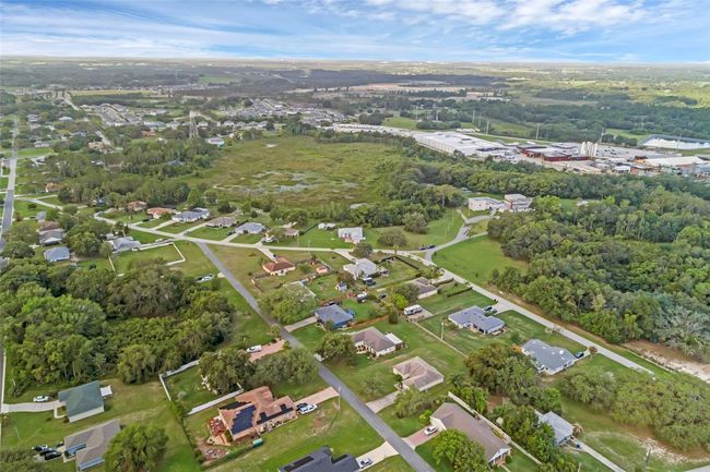 316 Dupont Cir, House other with 3 bedrooms, 2 bathrooms and null parking in HOWEY IN THE HILLS FL | Image 43