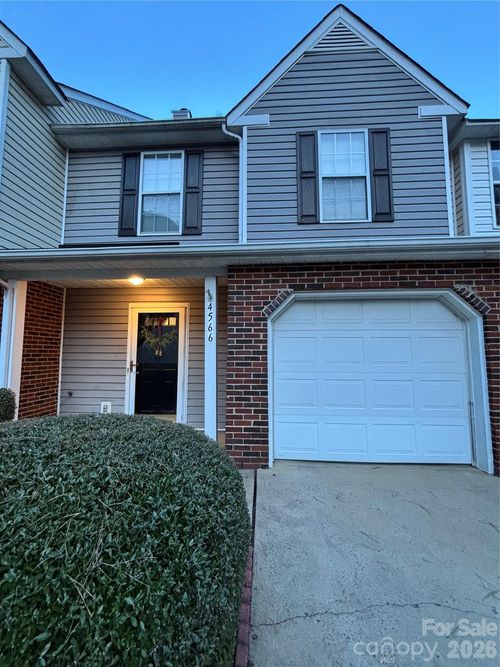 4566 Antelope Ln, Charlotte, NC, 28269-3183 | Card Image