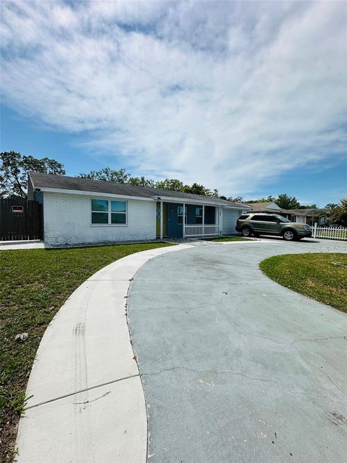 6310 Westport Dr, Port Richey, FL, 34668-3652 | Card Image