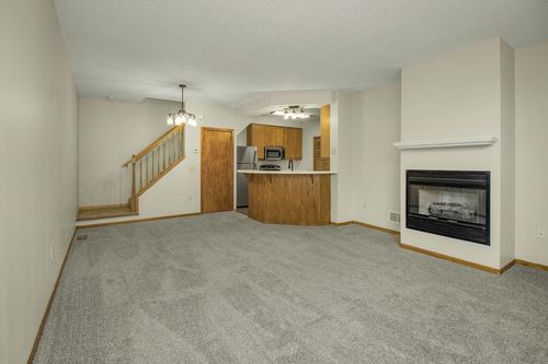 apt-104-15333 Greenhaven Ln, Burnsville, MN, 55306-1613 | Card Image