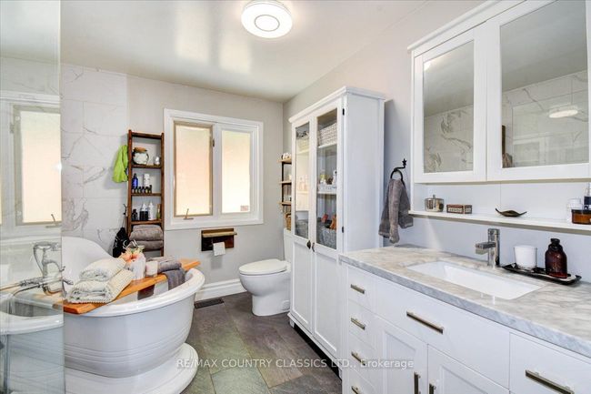 442A Stringer Dr, House other with 5 bedrooms, 2 bathrooms and 20 parking in Bancroft ON | Image 16