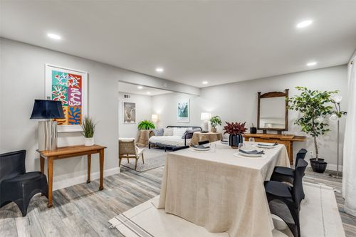 236-5818 E University Blvd, Dallas, TX, 75206-4670 | Card Image