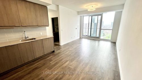 1305-32 Forest Manor Rd, North York, ON, M2J0H2 | Card Image