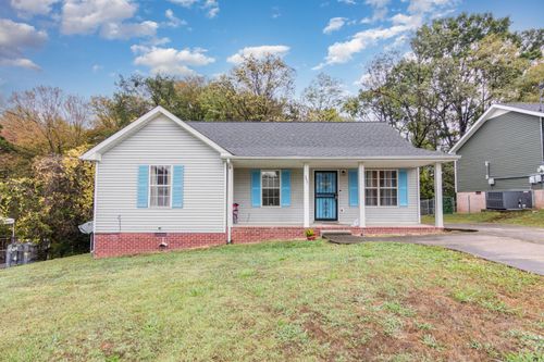 357 Treeland Dr, Clarksville, TN, 37040-6628 | Card Image