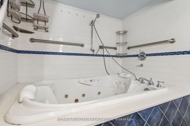 177 Dowling Ave, House other with 8 bedrooms, 3 bathrooms and 2 parking in Toronto ON | Image 33
